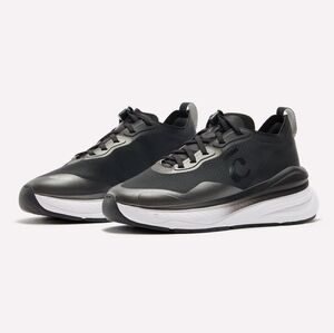 NWT Clove Alto black "night shift" shoes